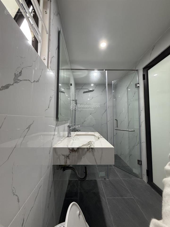 Bán nhà trương định  hoàng mai  42m  6 tầng  thang máy  căn góc 2 thoáng vĩnh viễn  12.2 tỷ