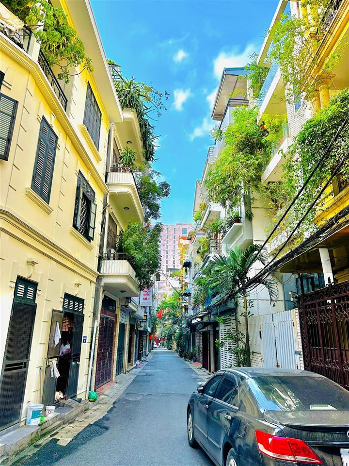 Bán gấp nhà phân lô kim đồng  hoàng mai ô tô đỗ cửa vào nhà, 62m2  15.3 tỷ