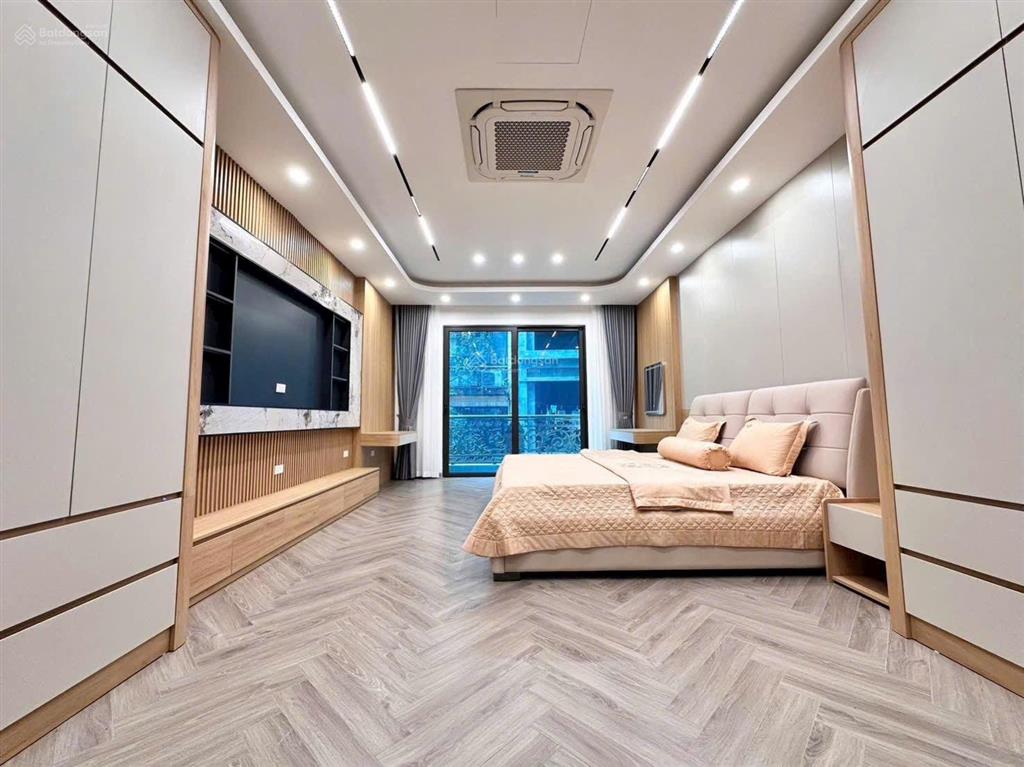 Bán nhà phân lô kim đồng  40m  6 tầng thang máy  ô tô đỗ  14.5 tỷ