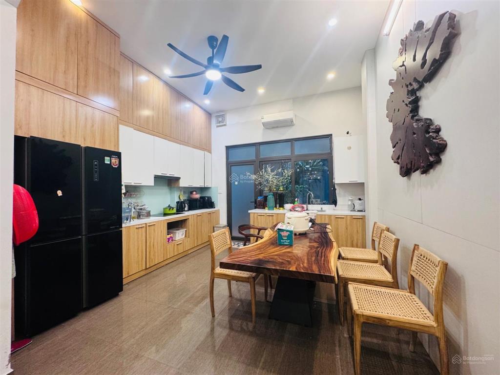Bán nhà trương định  48m2  6 ngủ  hai thoáng vĩnh viễn  10.2 tỷ