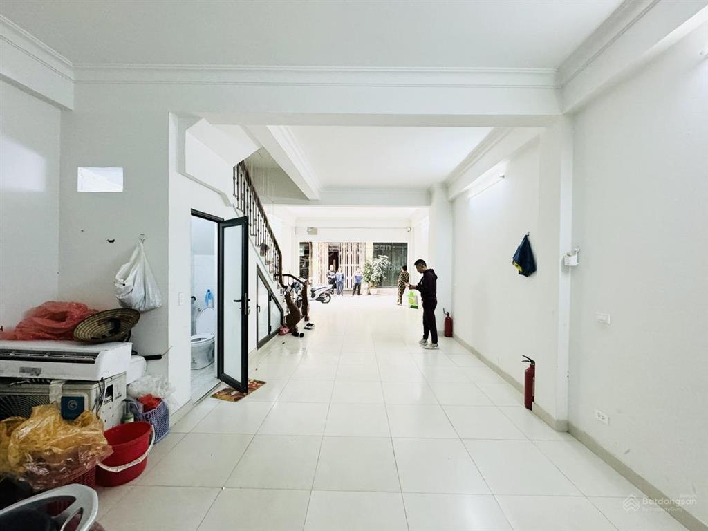 Bán nhà phân lô khu vực minh khai  60m  ô tô vào nhà  15 tỷ