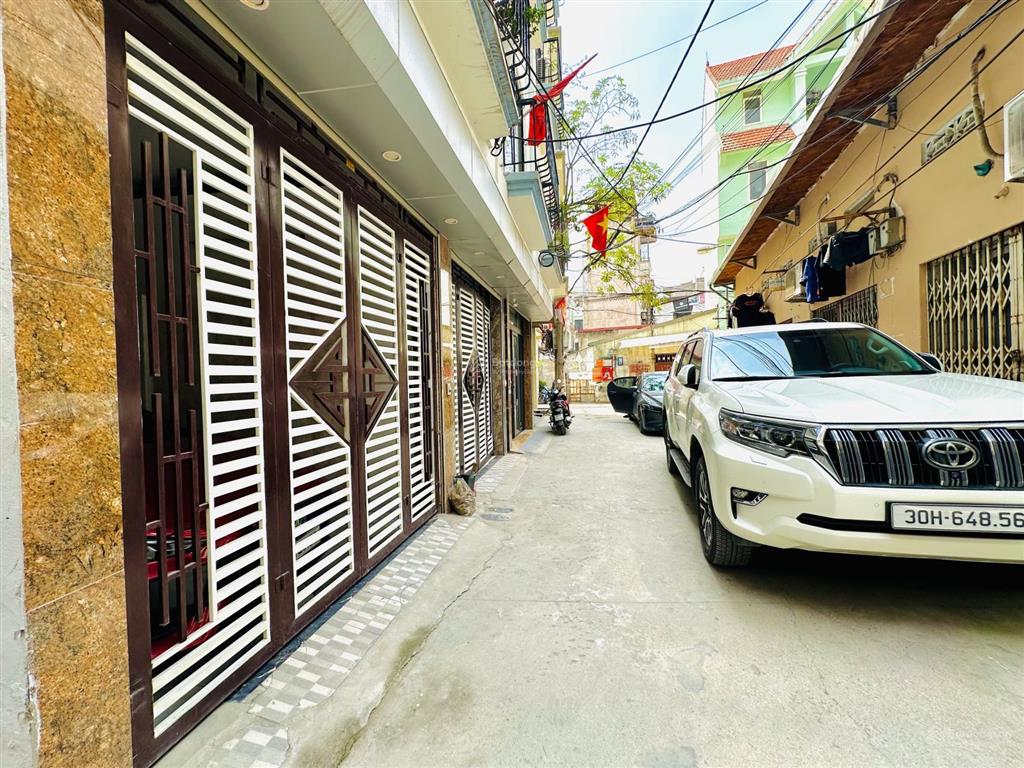 Bán nhà phân lô dương văn bé  hai bà trưng  35m2  5 tầng  oto tải đỗ cửa  9.9tỷ