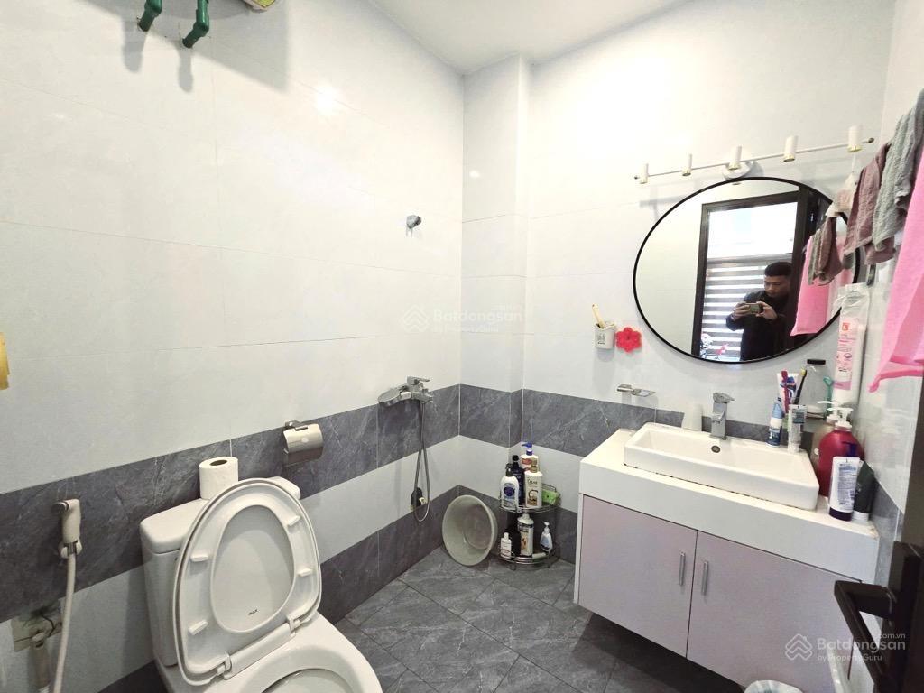Bán nhà phân lô dương văn bé  hai bà trưng  35m2  5 tầng  oto tải đỗ cửa  9.9tỷ