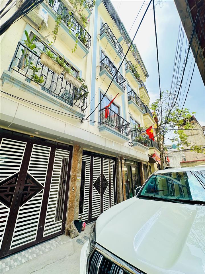 Bán nhà phân lô dương văn bé  hai bà trưng  35m2  5 tầng  oto tải đỗ cửa  9.9tỷ