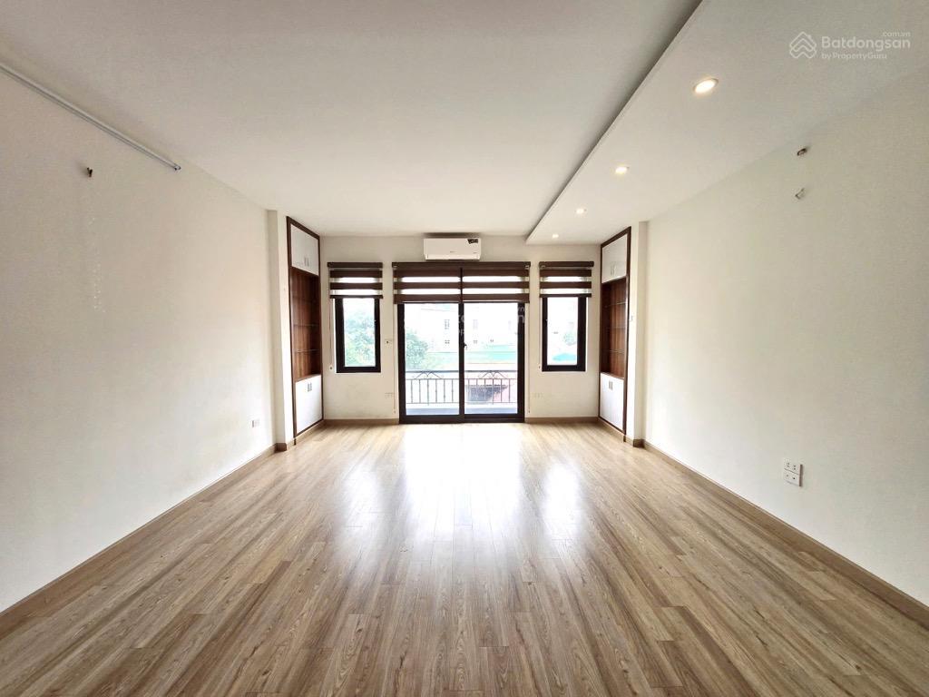 Bán nhà phân lô vĩnh tuy  hai bà trưng 35m  5 tầng  ô tô vào nhà  9.9 tỷ