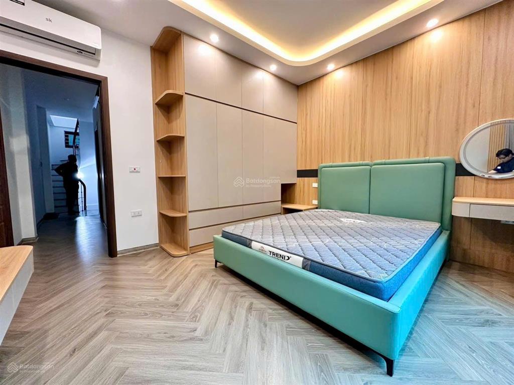 Bán nhà phân lô dương văn bé gara ô tô 42m² 6 tầng 13.5 tỷ