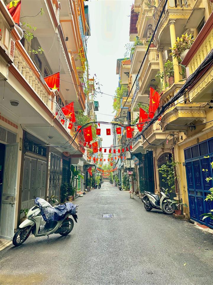 Bán nhà phân lô dương văn bé gara ô tô 42m² 6 tầng 13.5 tỷ