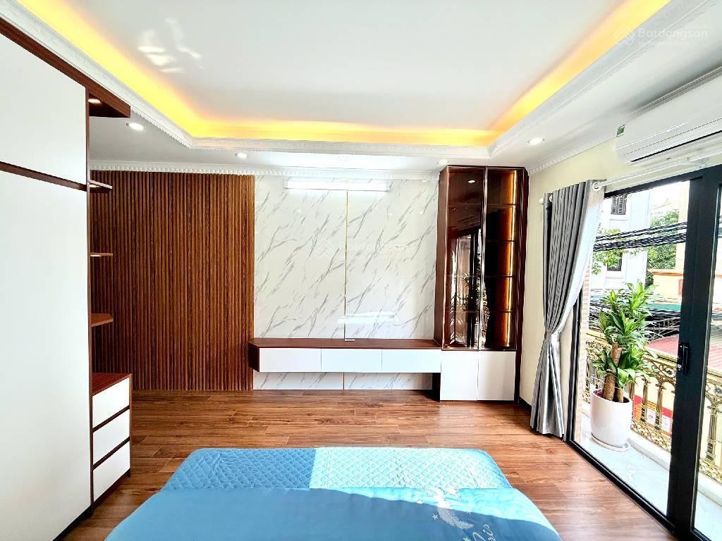 Bán nhà phân lô hai bà trưng gara ô tô 60m 5 tầng 14 tỷ