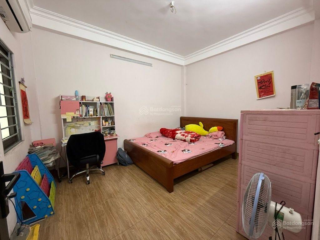 Bán nhà phân lô đền lừ gara ô tô 48m2  14.8 tỷ