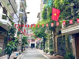 Bán nhà phân lô đền lừ gara ô tô 48m2  14.8 tỷ