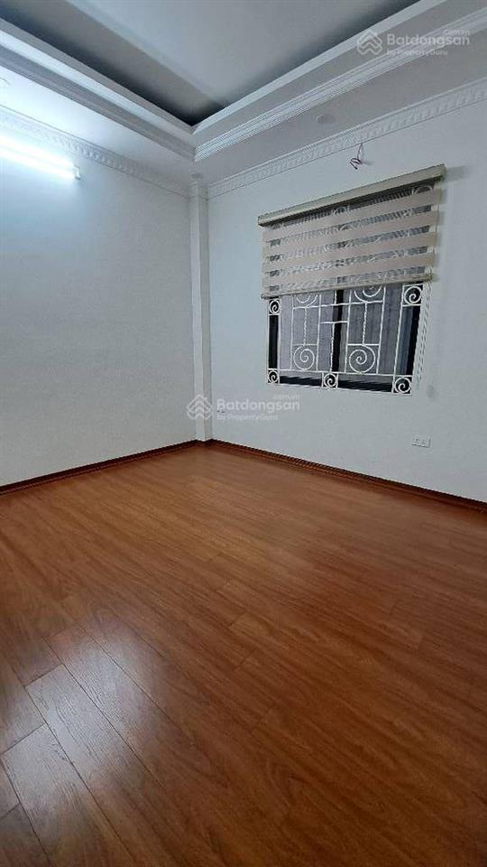 Bán nhà nguyễn đức cảnh phân lô ô tô 42m 5 tầng 13.5 tỷ