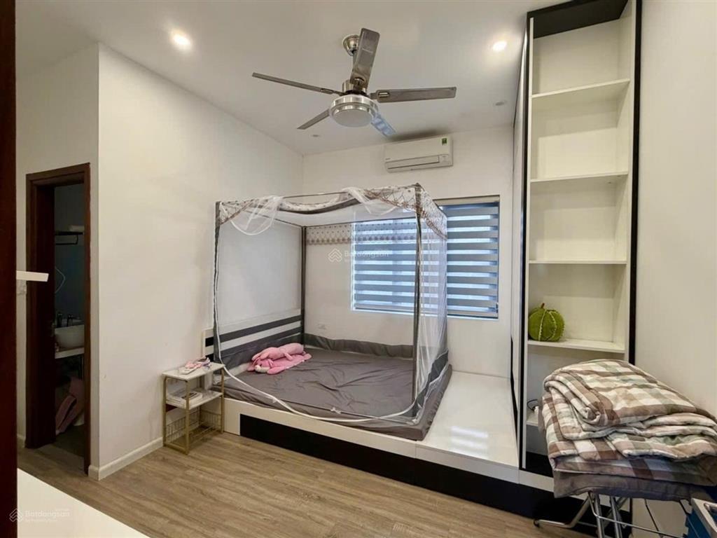 Bán nhà phân lô phố vọng ô tô vào nhà 44m² giá 15,3 tỷ