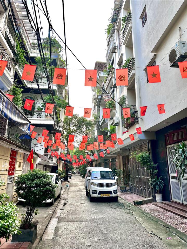 Bán nhà phân lô đền lừ ô tô tránh 47m giá 15,2 tỷ