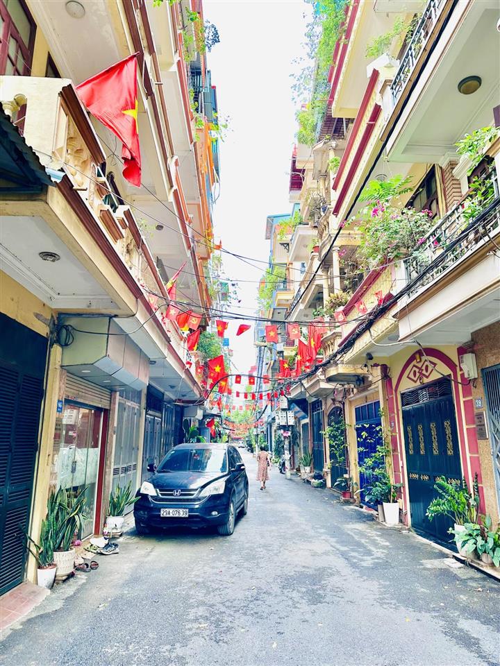 Bán nhà phân lô lương khánh thiện ô tô vào nhà 43m² giá 13,9 tỷ