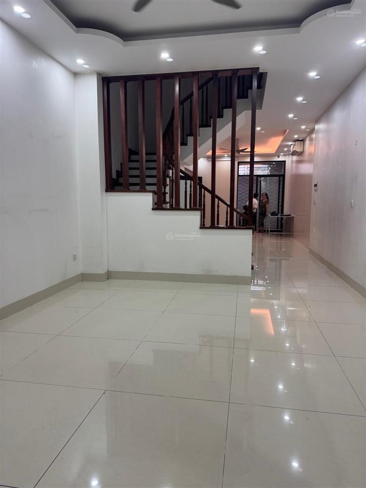 Bán nhà phân lô nguyễn đức cảnh ô tô tránh 44m giá 14,2 tỷ