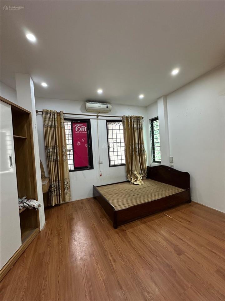 Bán nhà minh khai hai bà trưng. 5 tầng lô góc. giá 5.99 tỷ ( có thương lượng) . cực thoáng, hiếm.