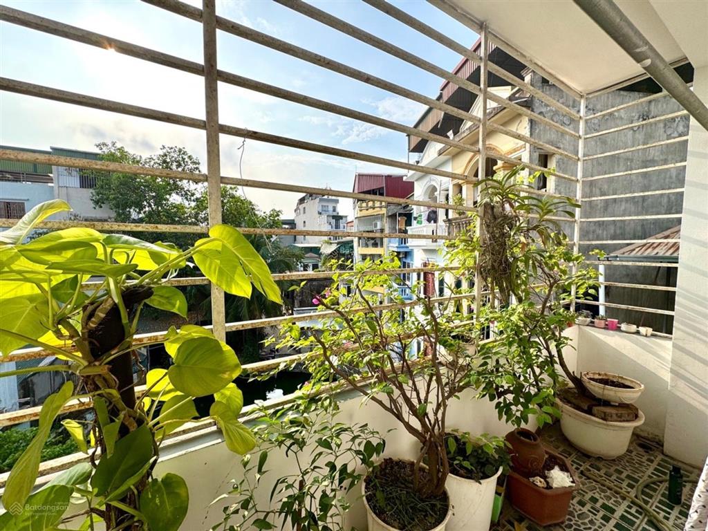 Bán nhà nam dư , hoàng mai . 31m2 , giá 6.7 tỷ . lô góc dân xây cực đẹp, vài bước ra phố.