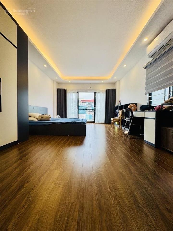 Bán nhà tam trinh, hai bà trưng ngay cầu mai động 38m2  5 tầng, 9,3 tỷ lô góc thoáng, siêu đẹp.