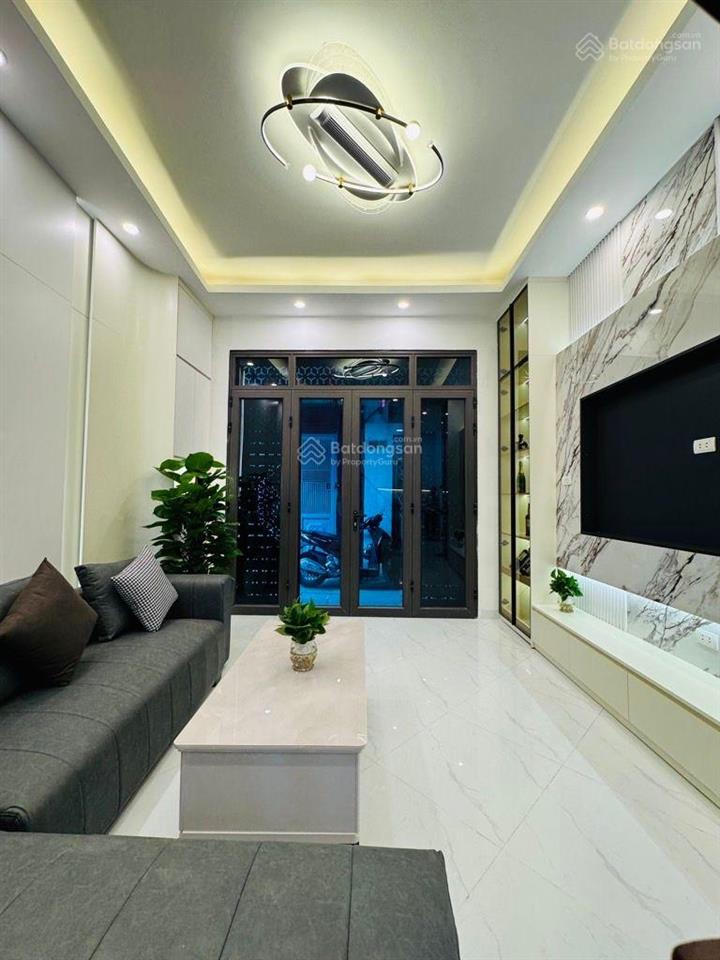 Bán nhà phố mai động ,đền lừ hoàng mai 31m2 * 5 tầng, giá 8.35 tỷ. ngõ thông , cách hồ đền lừ 200m.