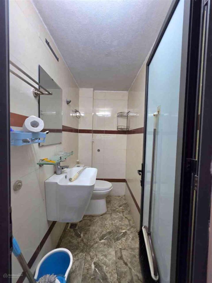Bán nhà riêng tại phố bạch mai, hai bà trưng 4,95 tỷ, 20 m2, 4 tầng dân xây. cực hiếm. lô góc.