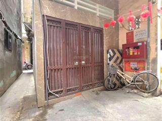 Bán nhà riêng tại phố bạch mai, hai bà trưng 4,95 tỷ, 20 m2, 4 tầng dân xây. cực hiếm. lô góc.