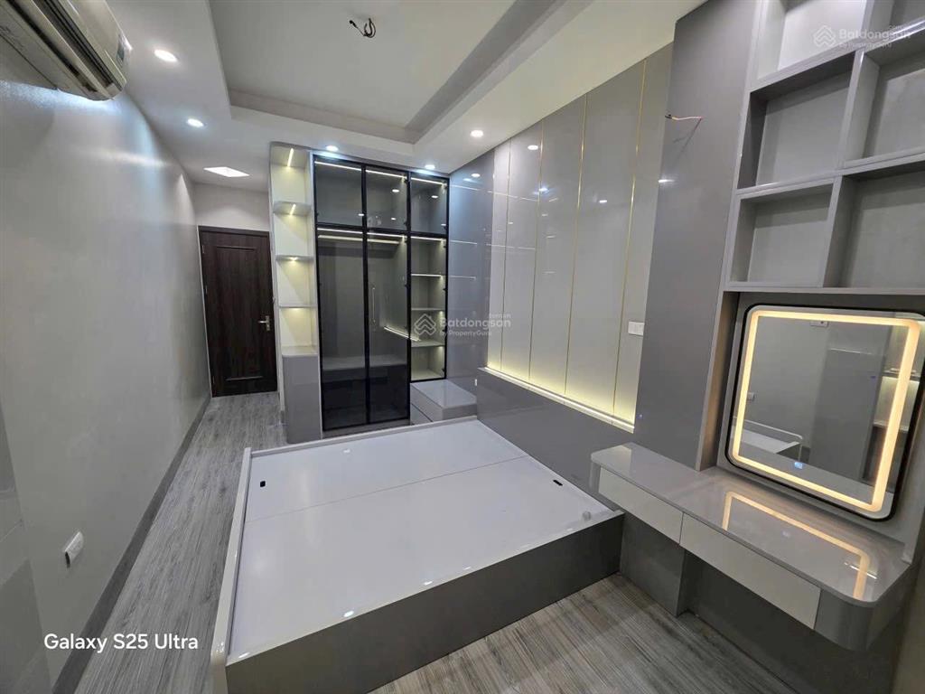 Bán nhà riêng tam trinh, hai bà trưng 6,68 tỷ, 25m2  5 tầng mới koong, nội thất full, siêu đẹp.