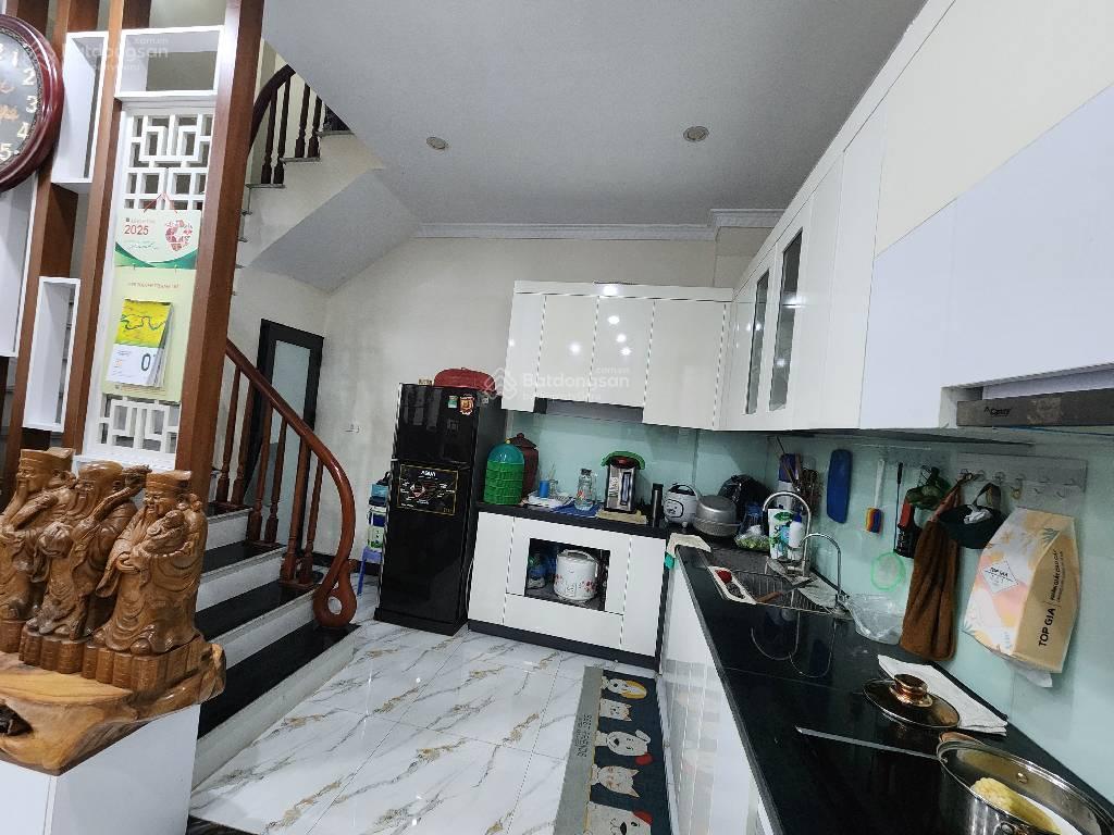 Bán nhà phố hoàng mai  trương định. 43.8m2 * 5 tầng, giá 7.85 tỷ. nhà đẹp, an sinh tuyệt vời