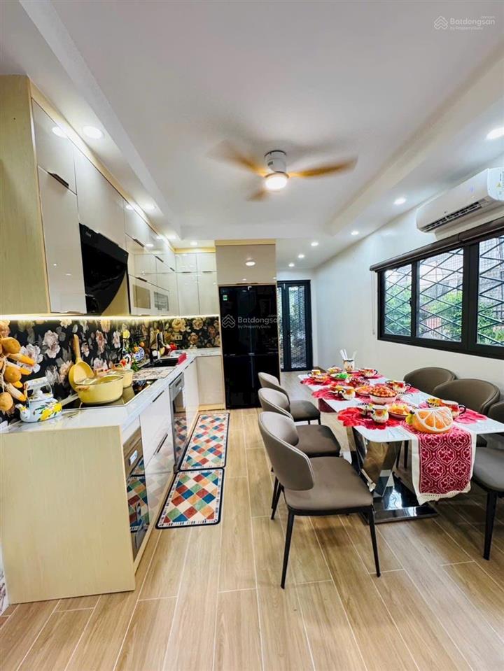 Bán nhà riêng 46m2, 5 tầng thang máy giá 14,6 tỷ tại tân mai, hoàng mai, 10m ra ô tô tránh,siêu đẹp