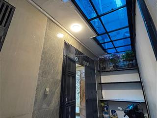 Bán nhà hoàng văn thụ  hoàng mai (gần hồ đền lừ) 34m2, 5 tầng, 8,35 tỷ, đẹp dân xây, 20m ra ô tô