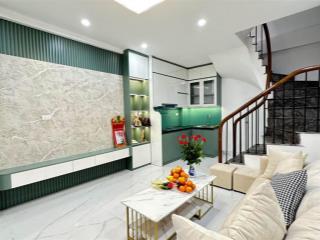 Bán nhà vĩnh hưng  hoàng mai. 25m2*6 tầng. đẹp long lanh, ngõ rộng gần phố, giá 5,98 tỷ.
