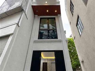 Bán nhà minh khai  hbt 40m2 *6 tầng thang máy, lô góc ngõ thông mới koong, giá 9,8 tỷ.