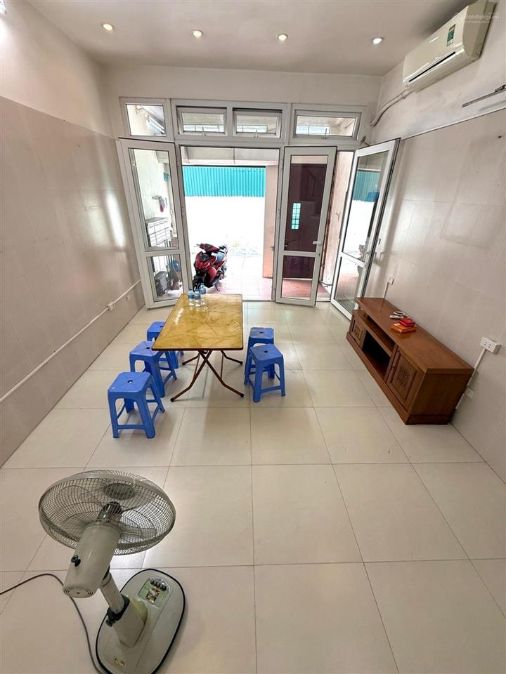 Bán nhà trương định, hoàng mai, 52m2, 4 tầng dân xây, ô tô đỗ cửa, 2 mặt ngõ trước sau. giá 12.6 tỷ