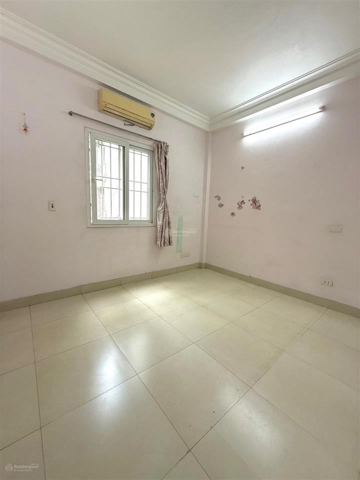Bán nhà trương định, hoàng mai, 52m2, 4 tầng dân xây, ô tô đỗ cửa, 2 mặt ngõ trước sau. giá 12.6 tỷ