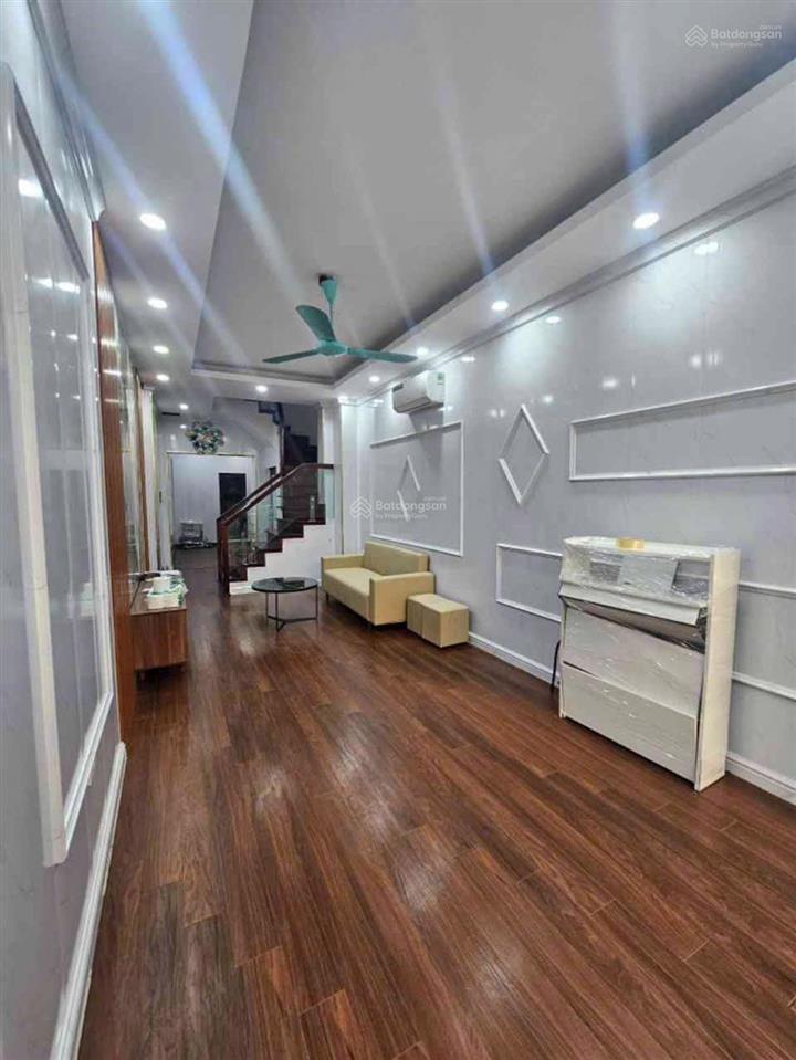 Bán nhà phố nguyễn ngọc nại  thanh xuân 52m2 * 3 tầng, 4 chỗ đỗ cửa, 20m ra phố, giá 12,5 tỷ