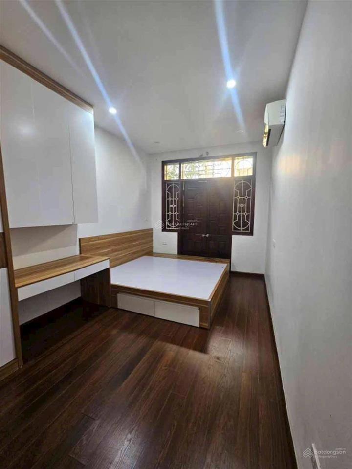 Bán nhà phố nguyễn ngọc nại  thanh xuân 52m2 * 3 tầng, 4 chỗ đỗ cửa, 20m ra phố, giá 12,5 tỷ