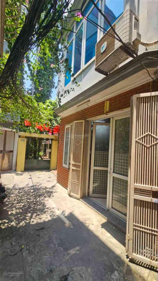 Bán nhà kim ngưu  hai bà trưng 24m2 4 tầng giá 6.4 tỷ. 20m ra ô tô tránh. dân xây, sổ đẹp nở hậu.