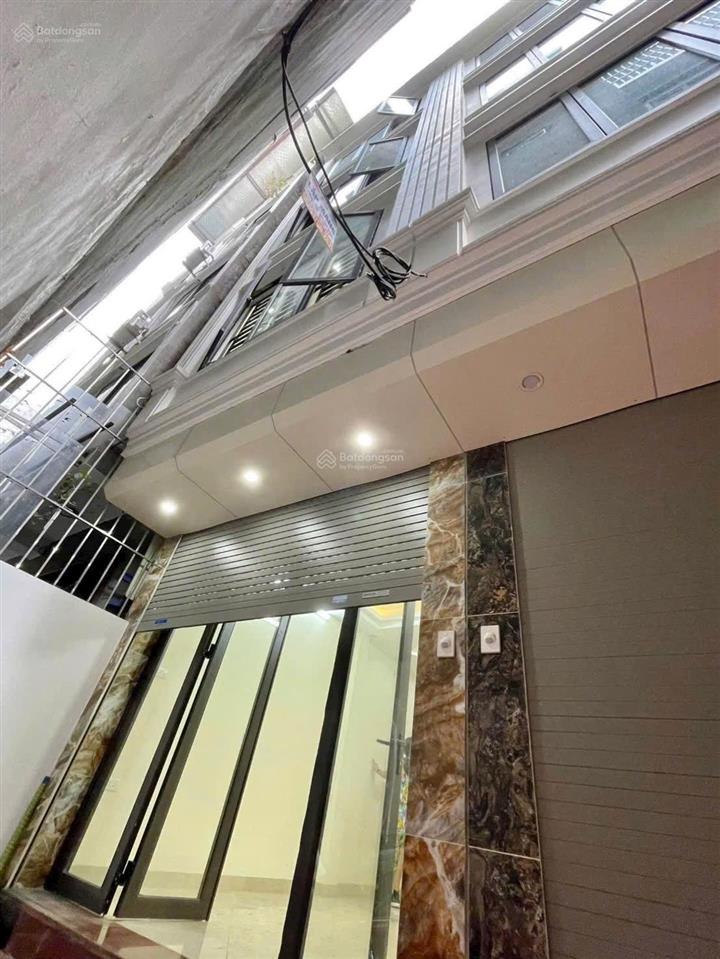 Bán nhà kim ngưu  hai bà trưng 42m2 * 5 tầng siêu đẹp, an sinh đỉnh cao, giá 8,8 tỷ ko quy hoạch.