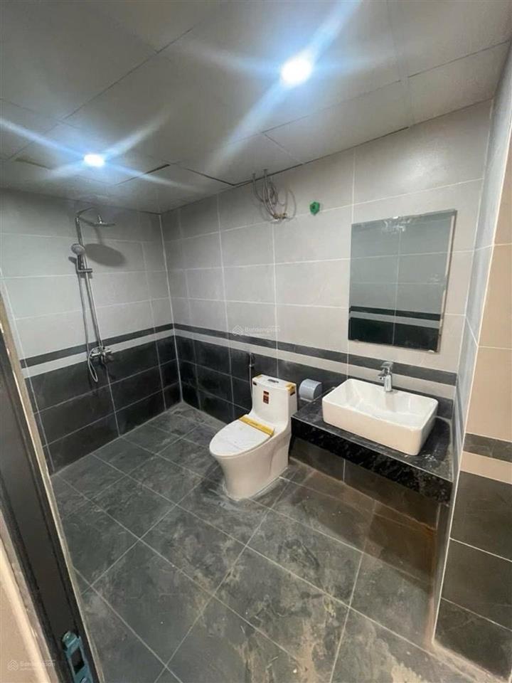 Bán nhà trương định, 5 tầng dân xây, an sinh tuyệt vời giá 5.95 tỷ (không quy hoạch). sổ đẹp.