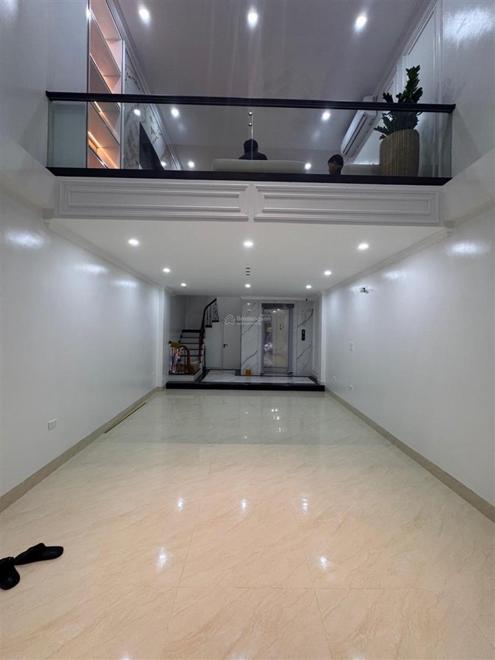 Bán nhà kim ngưu, hbt, 48m2 * 7 tầng thang máy, ngõ thông rộng, mới koong, giá 16 tỷ.