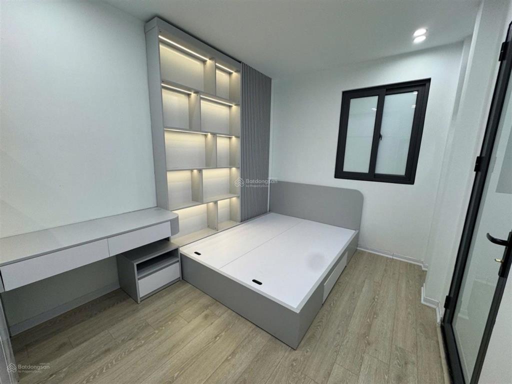 Bán nhà tại hương viên, thọ lão  hbt. 21m2*4 tầng, 10m ra hồ, an sinh đỉnh cao, giá 3,1 tỷ.