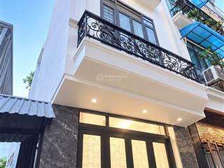 Bán nhà minh khai  hbt  43m2, 5 tầng lô góc, giá 9 tỷ, gần phố ngõ rộng, sổ nở hậu.