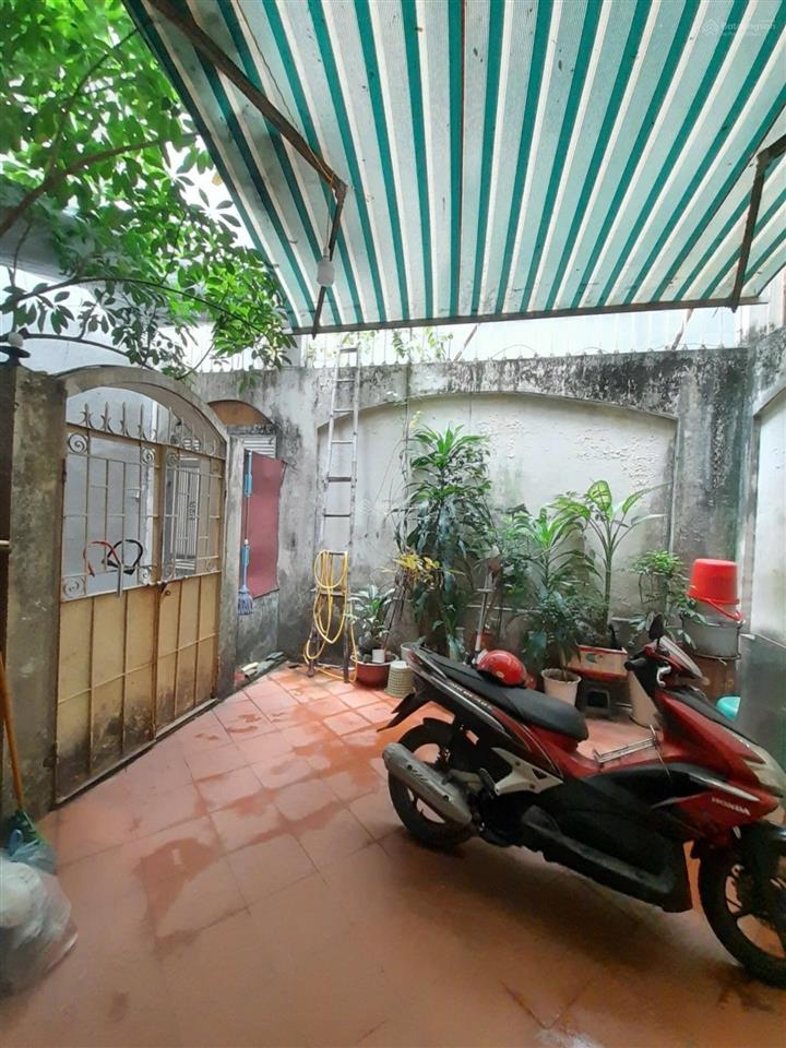 Bán nhà võ thị sáu hbt  55m2 , 3 tầng lô góc , giá 8 tỷ ( cạnh hồ võ thị sáu ) ko quy hoạch
