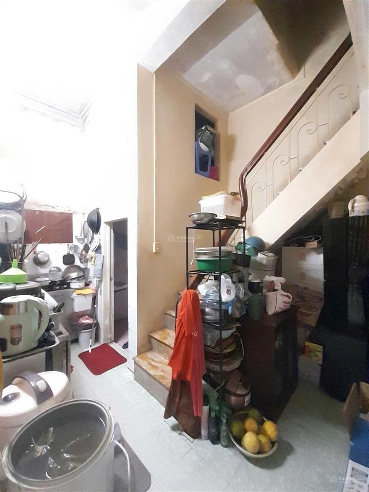 Bán nhà võ thị sáu hbt  55m2 , 3 tầng lô góc , giá 8 tỷ ( cạnh hồ võ thị sáu ) ko quy hoạch