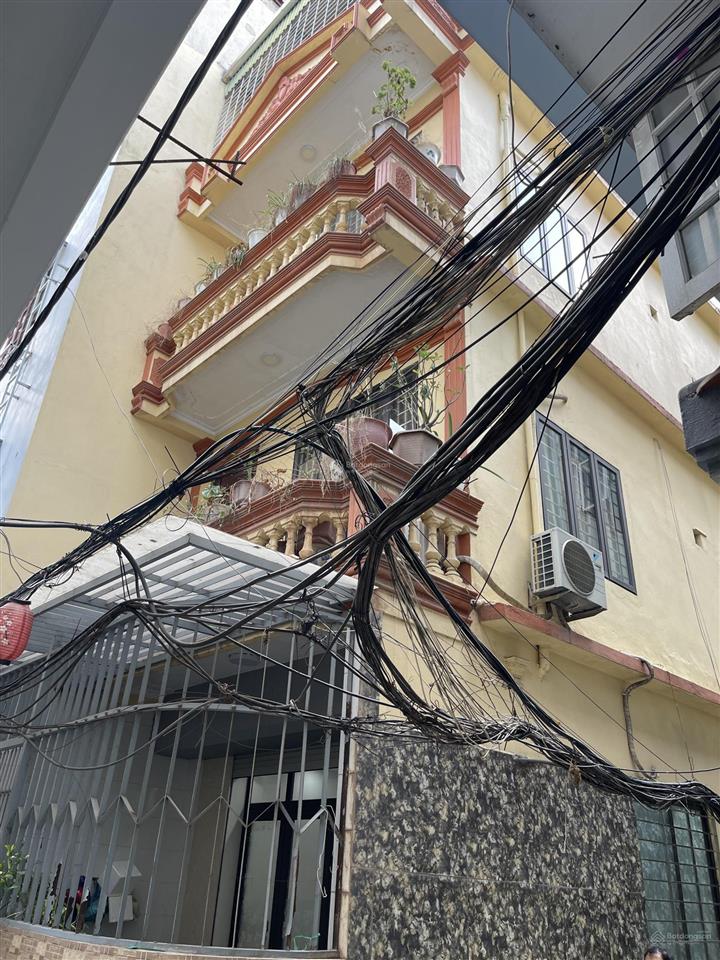 Bán nhà kim ngưu hai bà trưng 58m2  4 tầng. giá 13.5 tỷ. lô góc, dân xây , siêu thoáng, ở sướng.