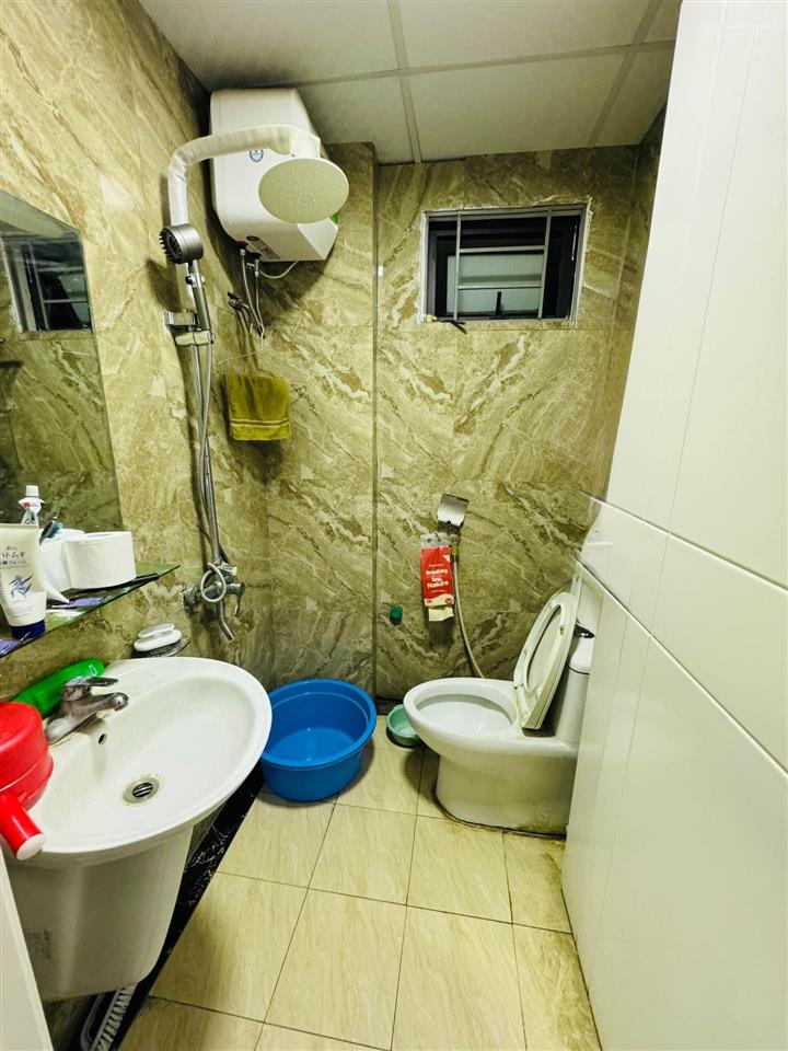 Bán nhà tân mai  hoàng mai  cạnh k35  28m2  4 tầng lô góc. giá 6.5 tỷ, vị trí đẹp  ngõ thông.