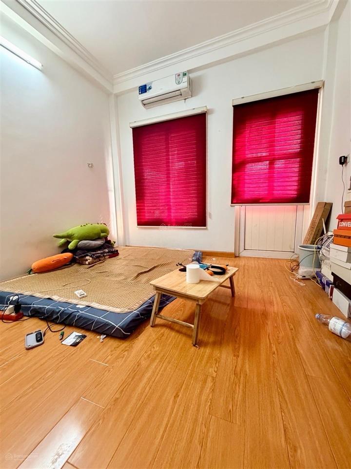 Bán nhà phố thái hà  đống đa  hà nội . 31m2  4 tầng dân xây , 5m ra ô tô tránh , giá 9.1 tỷ .