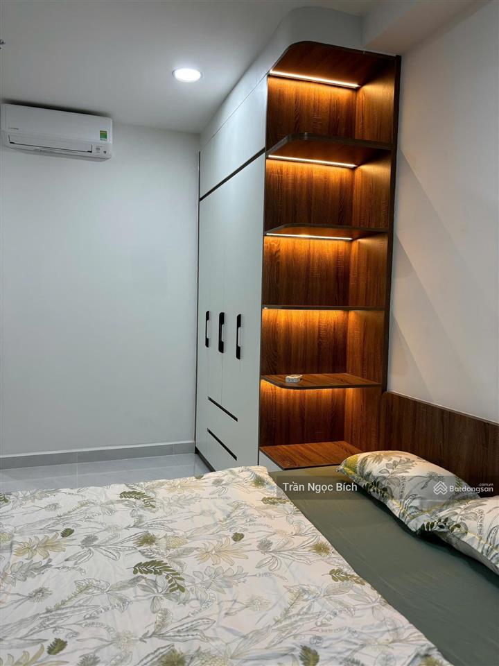 Bán gấp căn hộ lavida plus 37m2 giá 2,3 tỷ bao gồm nội thất đầy đủ, có hợp đồng thuê sẵn