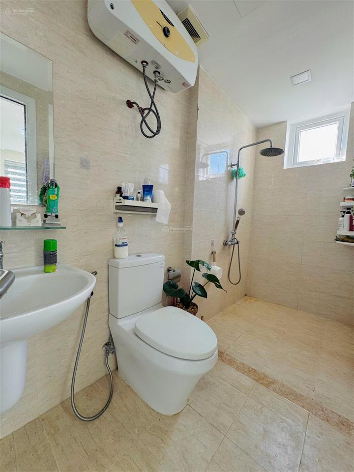 Cho thuê 3pn, 2wc tại hưng phát silver star, 12 triệu, 106m2 đầy đủ nội thất