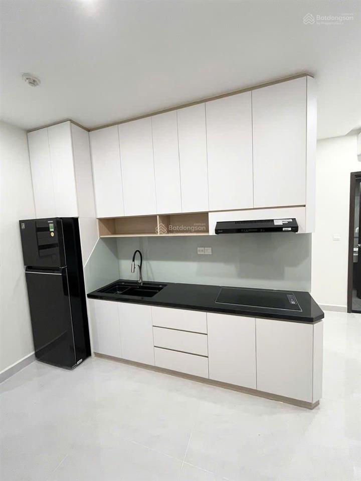 Cho thuê 2pn 1wc giá 9 triệu cc hưng phát silver star đầy đủ nội thất, xem nhà dễ, ở được liền