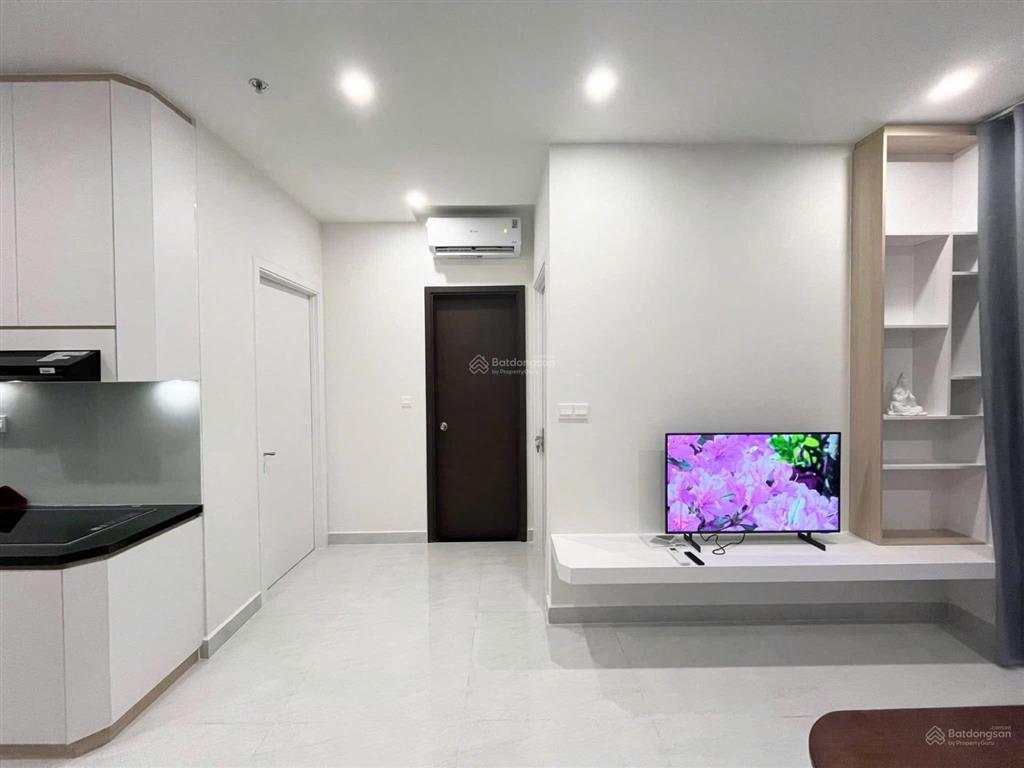 Cho thuê 2pn 1wc giá 9 triệu cc hưng phát silver star đầy đủ nội thất, xem nhà dễ, ở được liền